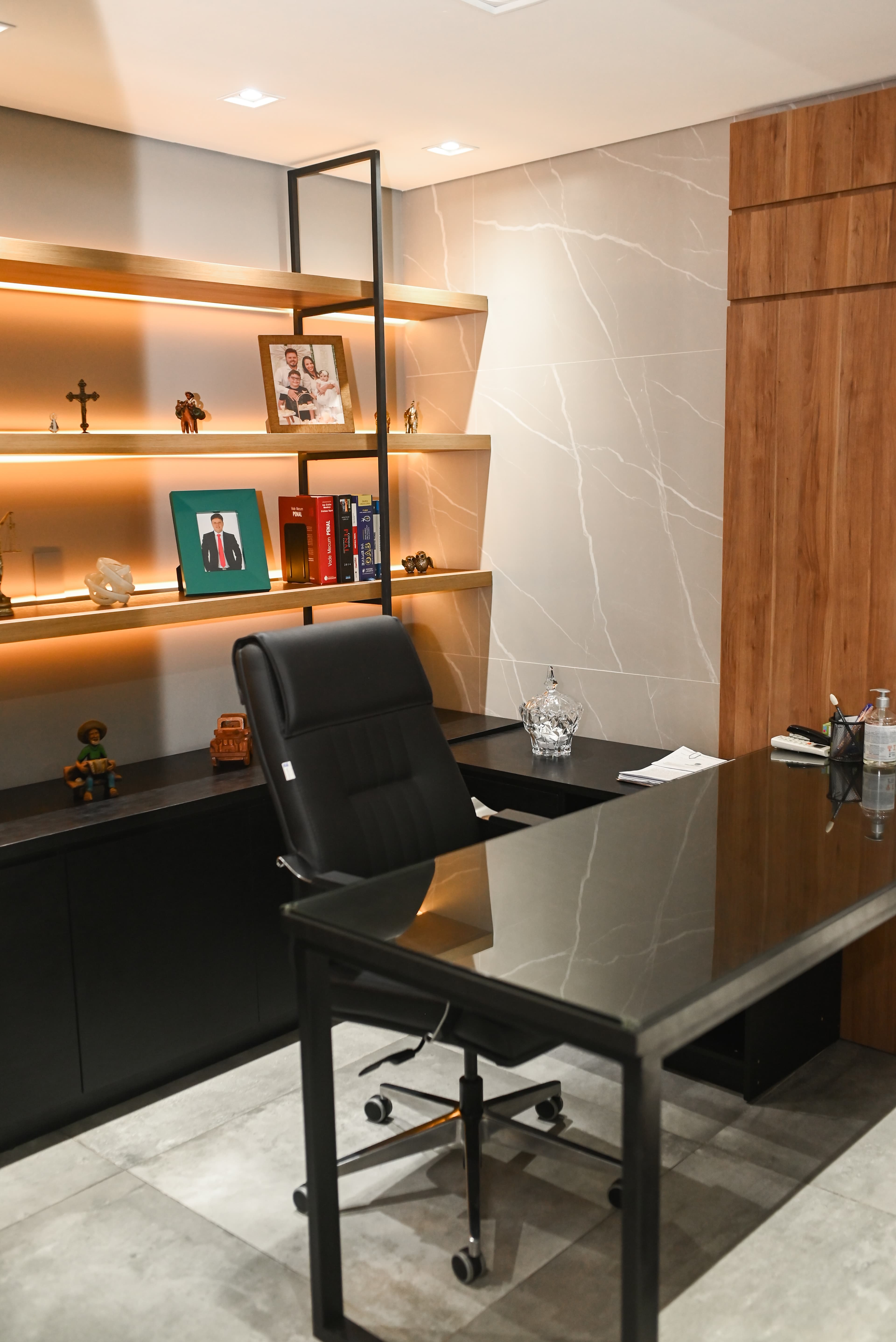 Office image 10