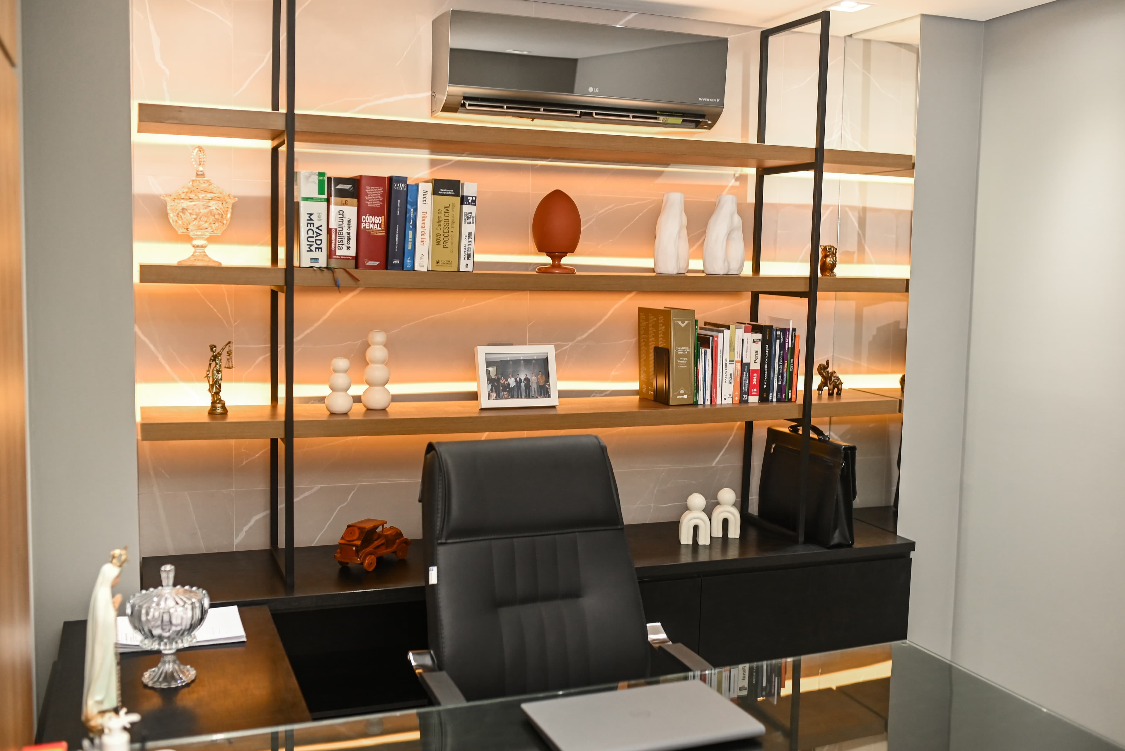 Office image 11